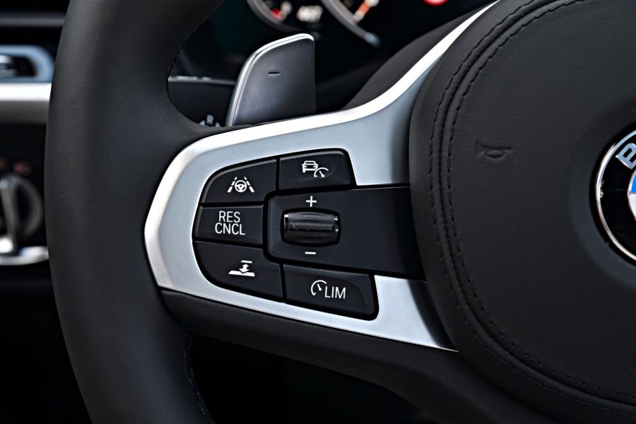 Детали интерьера BMW X3 M40i (G01) 2017 года  (WW) (фото 148 из 184)